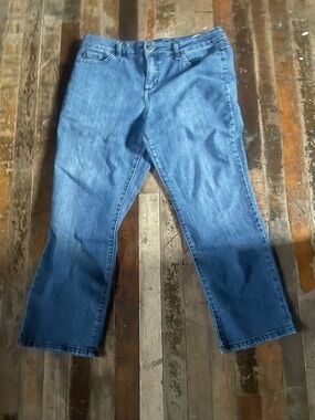 Bandolino Women's Straight Leg Jeans in Medium Blue